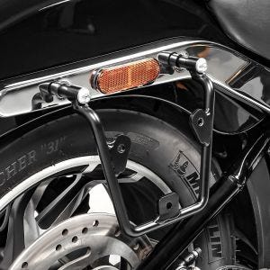Satulalaukkuteline, joka on yhteensopiva Harley Davidson Softail Street Bob 18-24 vasen-oikea Craftriden kanssa